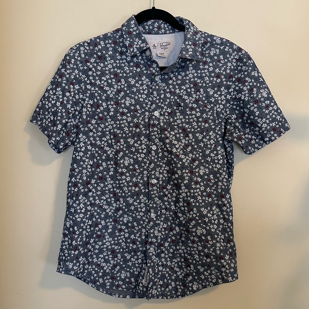 Penguin by Munsingwear Blue Floral Short Sleeve Collared Button Down Shirt